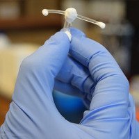 Với thiết bị cấy tử cung này, đại dịch HIV sẽ sớm thành dĩ vãng?