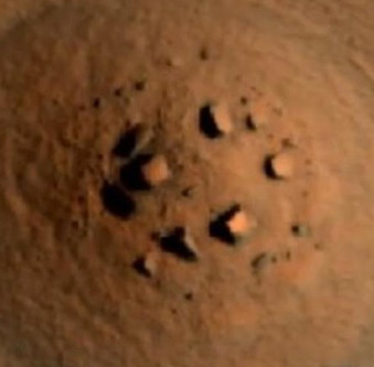 Xuất hiện quần thể giống khu di tích Stonehenge trên Sao Hỏa?